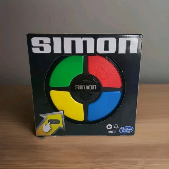 Hasbro SIMON Says Classic Memory Electronic Game 2020 Version BRAND NEW