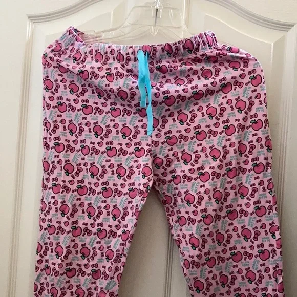 FINAL MARKDOWN Girls hello kitty Sleep Bottoms 13/14 years