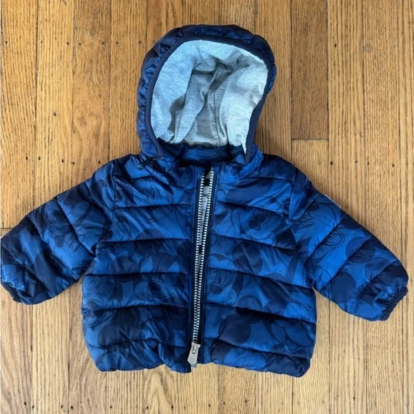 Baby GAP Disney Navy Blue Puffer Jacket size 0-6 months