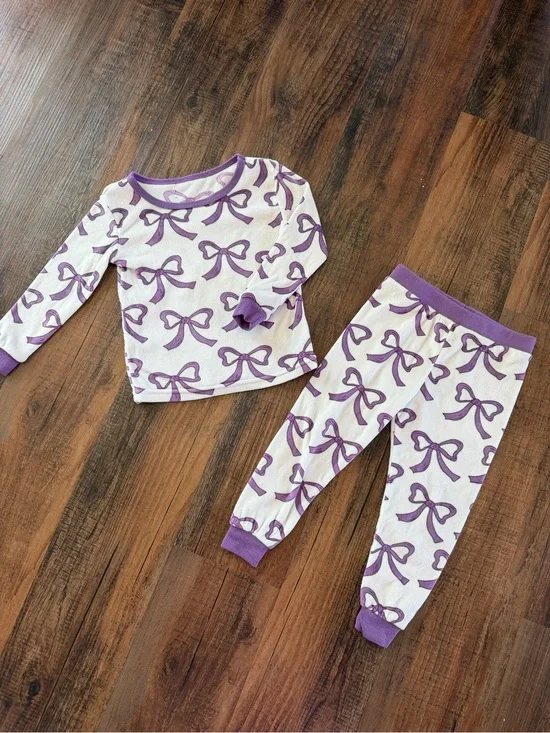 Jessica Simpson Cream and Purple Bow Pajama Set for Kids