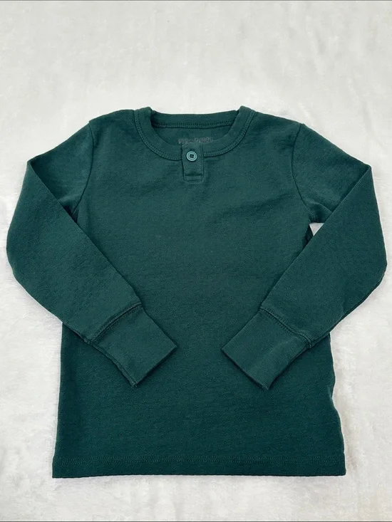 🍓 Fin & Vince Henley Shirt