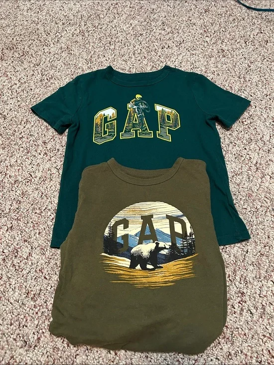 GAP Kids Tees Set - Dark Green and Olive Graphic Shirts