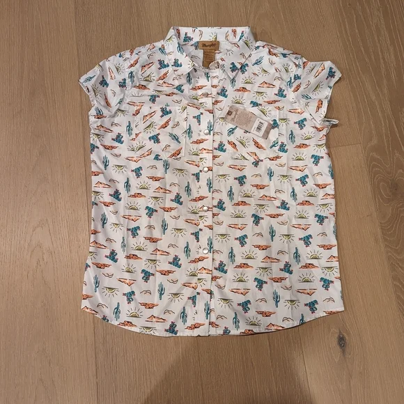 White Short Sleeve Button-Up Shirt with Western Desert Print