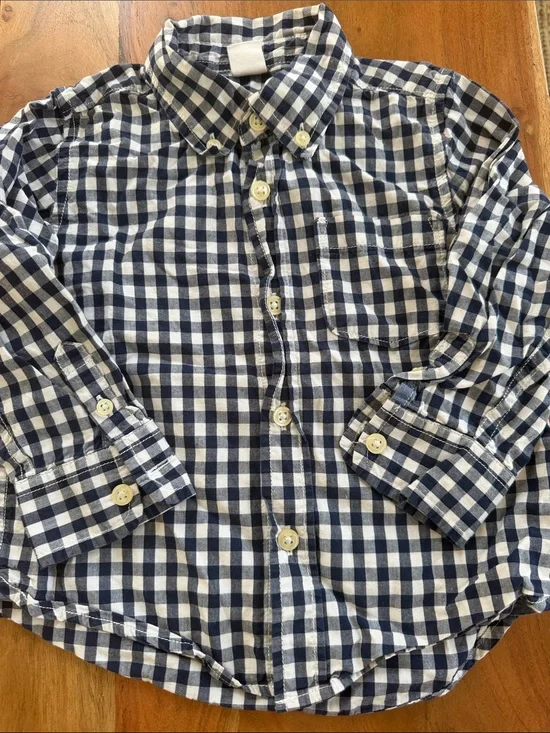 NWOT GAP Gingham Button-Down Shirt