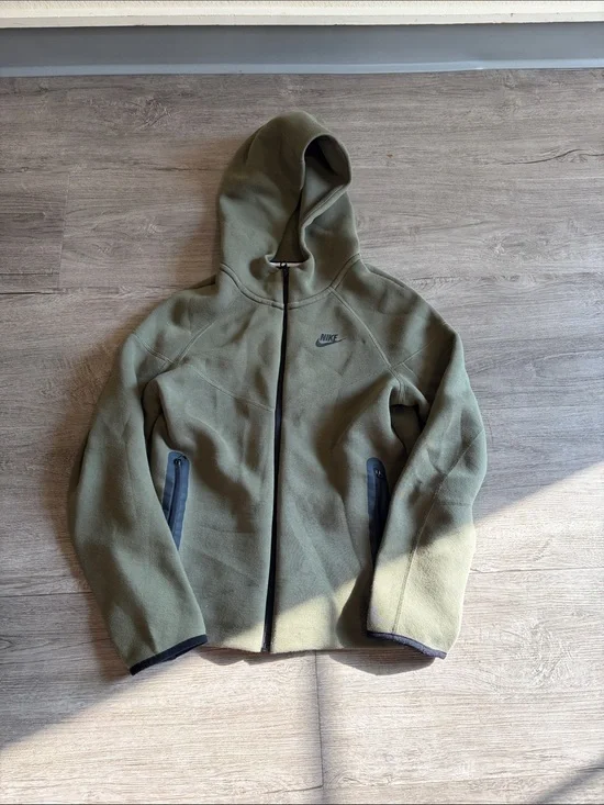 Nike Olive Green Hooded Fleece Jacket with Zip Pockets