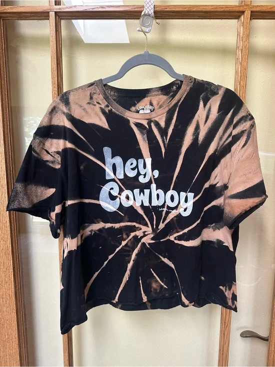 Hey, Cowboy Tie-Dye Crop Tee - Black & Tan