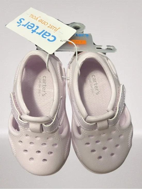 NWT Carter’s Lilac Toddler Water Shoes Sandals Size 3 First Steps Lightweight