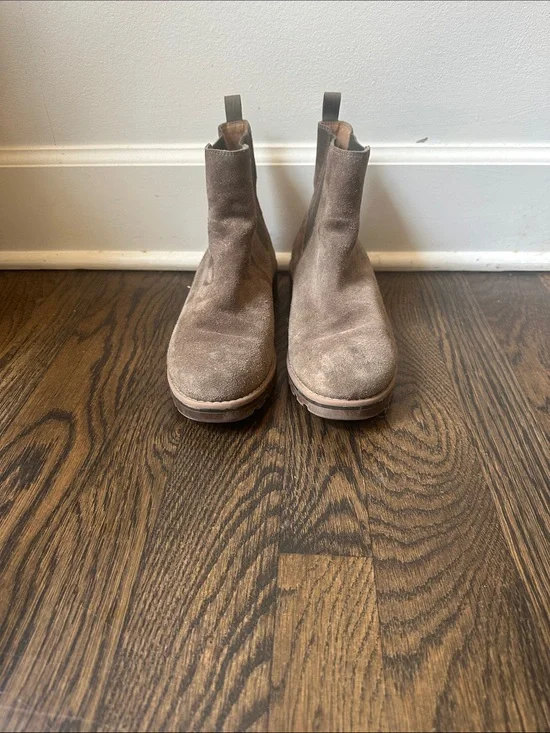 Crown Vintage Taupe Suede Chelsea Ankle Boots