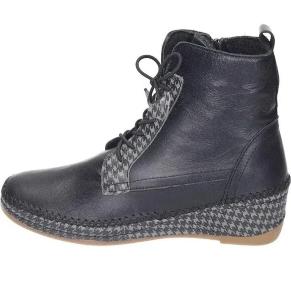 Anesha Women’s Black Leather Ankle Boots Houndstooth Wedge Zip US 9 EU 40
