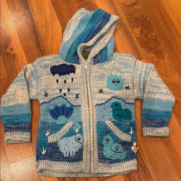 Handmade in Peru girls size 2 blue knit sweaterter with sewn on designs‎ knit