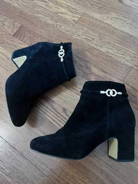 Bella Vida Black Suede Leather Ankle Boots Size 10 WW Wide Width Block Heel
