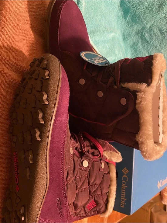 Columbia Plum Quilted Faux-Fur Lace-Up Winter Boots