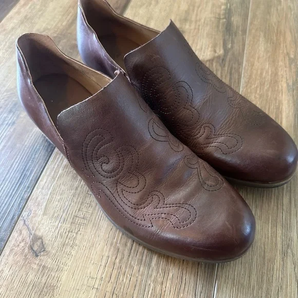 Kork-Ease Kork's Western‎ Shoe Brown Cordovan with Stitching Women's Size 7