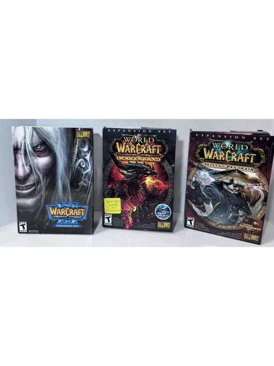 World Of Warcraft 2004 PC Game Lot with Expansion Sets Blizzard