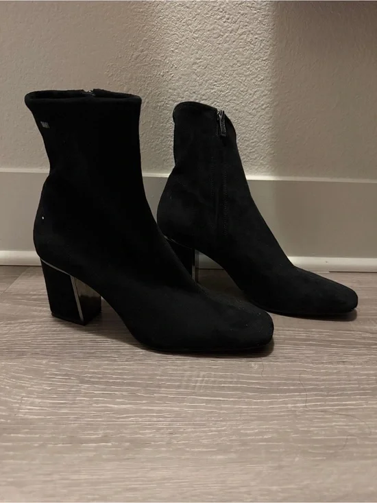 Dkny Black Suede Block Heel Sock Ankle Boots