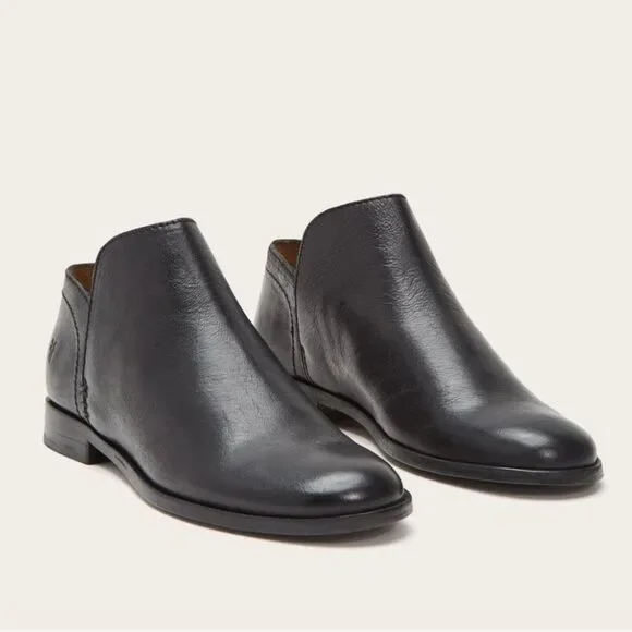 Frye Elyssa black leather ankle shootie booties Size 6