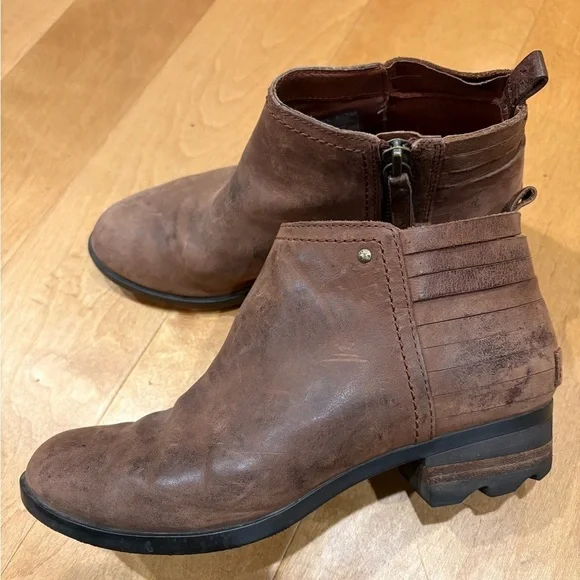 Sorel leather zip ankle boot bootie brown sz 7.5