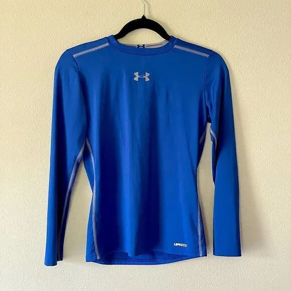 Youth, Under Armour “Heat Gear”, Fitted, Long Sleeve, Athletic Under-Shirt. Lg.