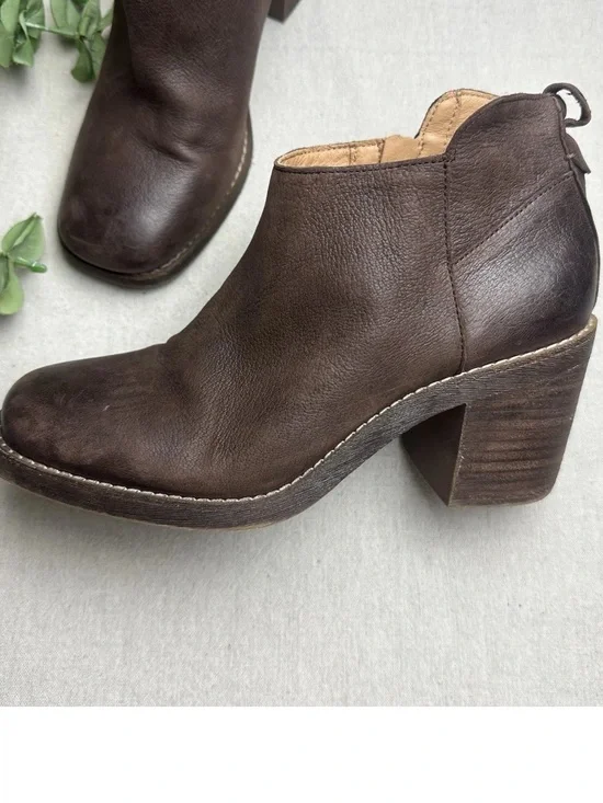 Crown Vintage Hashel Ankle Boots Brown Leather Square Toe Western Boho