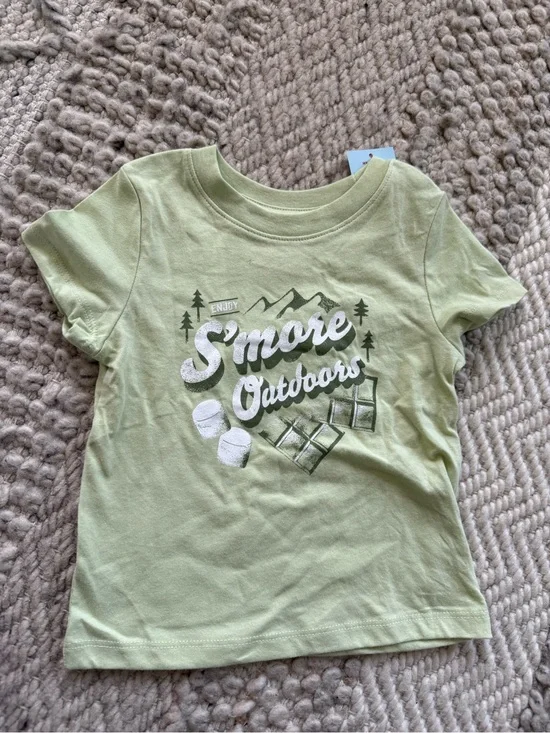 Cat & Jack Light Green S'more Outdoors Graphic Tee 18 months, gender neutral