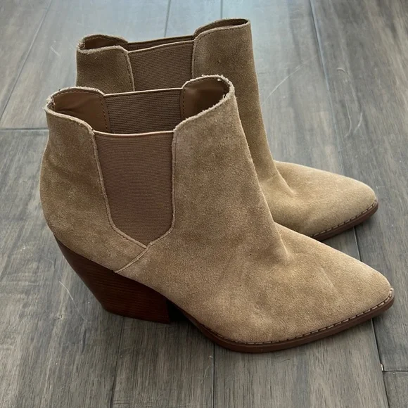 BP. Lex Bootie BPLEX-LEA Chestnut Suede Womens Bootie Size 9.5‎