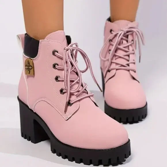 Ladies pink chunky heel lace up boots sz 8