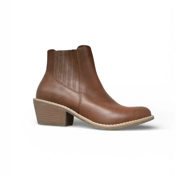Eurosoft by Sofft Ankle‎ Booties Women’s Size 6.5 M Brown Leather New Western
