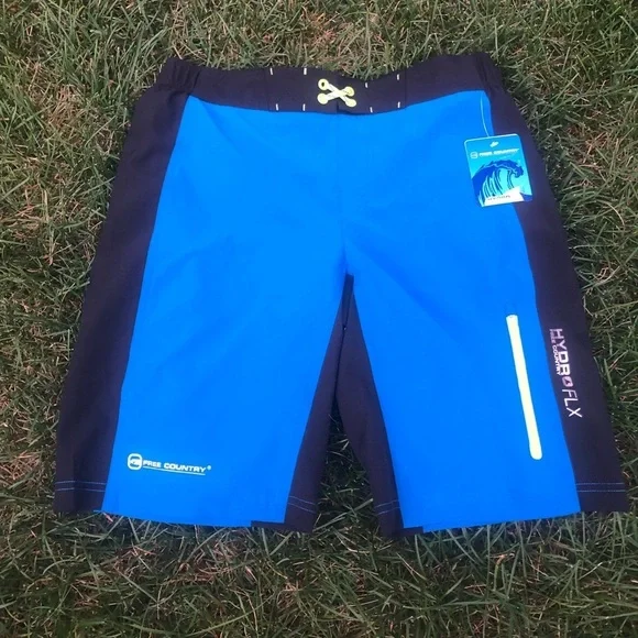 Swim trunks with zippered pocket