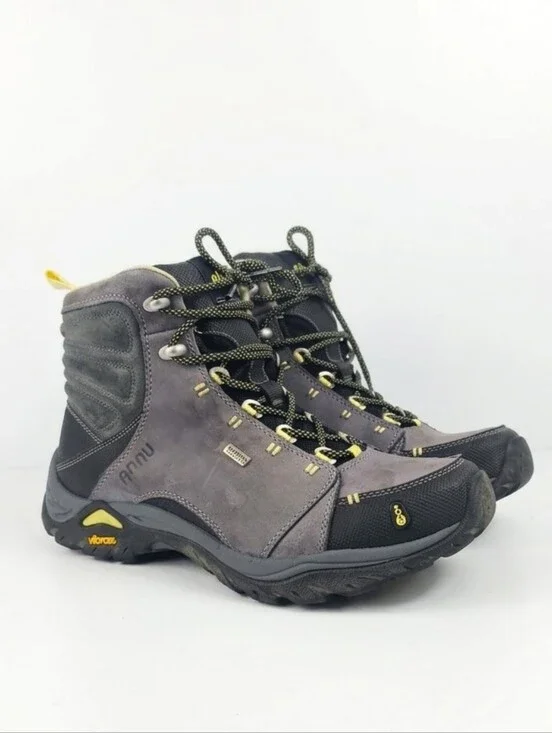 Ahnu Montara Women's Waterproof Hiking Boots Size 8.5