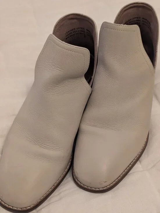 Seychelles Cream Leather Western Cutout Ankle Booties Size 9