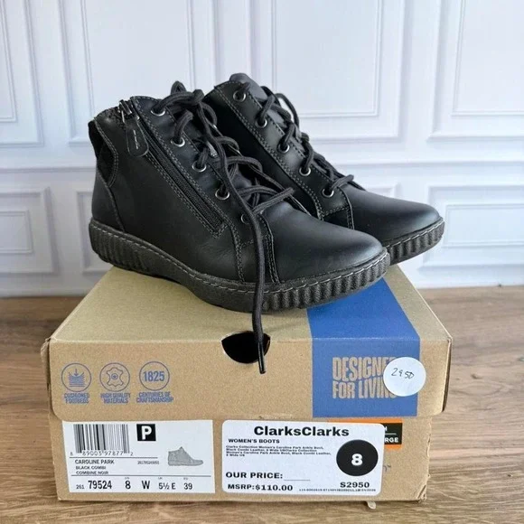 Clark's women's size 8 wide Black leather lace up boots with a chunky sole