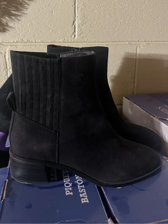 Women's Black Suede Chelsea Ankle Boots