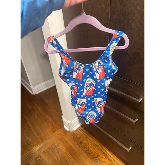 Lola & boys fun can swimsuit girls size‎ 2