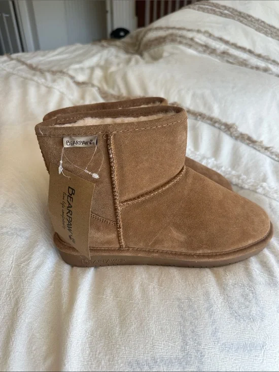 BearPaw Chestnut Brown Suede Plush-Lined Ankle Boot Women's Sz 9 NWT