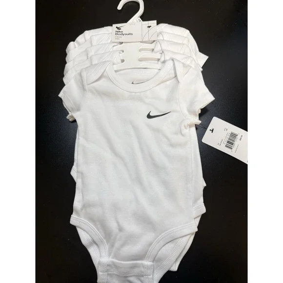 Nike Baby One Piece Body Suit 5pack White Size 6month NWT