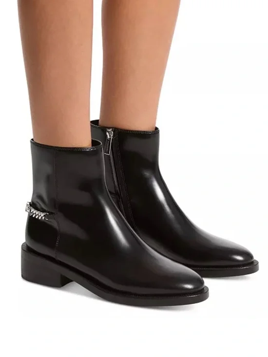 Michael Kors Women's Carlisle Chain-Detail Black Ankle Booties.New size5