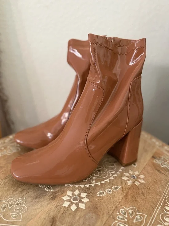 Patent Leather Mid-Heel Ankle Boots - Brown