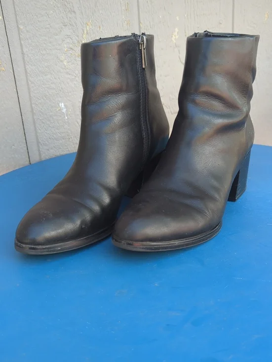 Sam Edelman Black Leather Ankle Boots with Side Zip
