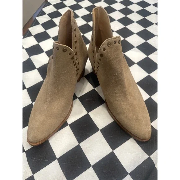 Free People Tan Suede Studded Charm Ankle double V Boots Western Pointed  38.5
