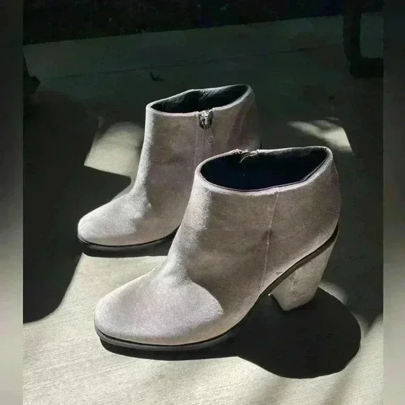 Sol Sana Taupe/Silver Velvet Booties Size EU‎ 38