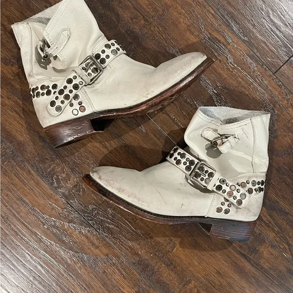 NEW, unused, distressed white moto boots