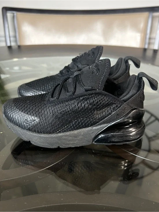 NIKE Air Max 270 Triple Black Kids Sneakers Size 11C running Shoes
