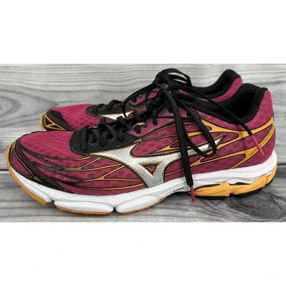 MIZUNO WAVE CATALYST RUNNING SHOES Women's Size 10 PINK /‎ ORANGE