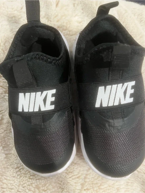 Nike Black and White Kids Slip-On Sneakers