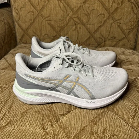 ASICS‎ Women Running shoes GT-1000 13 Concrete/Champagne 1012B662.020 Size 9.5