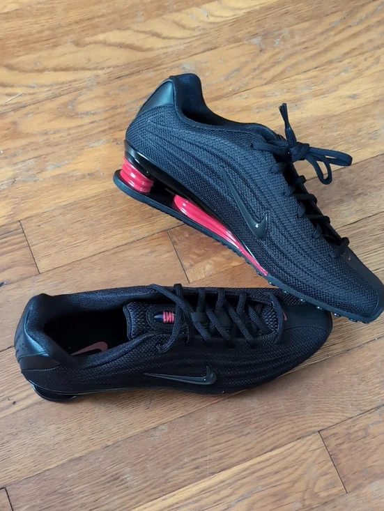 NIKE SHOX Z WOMEN SNEAKERS SIZE 8