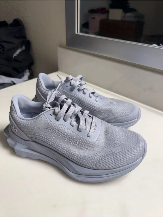 Winter frost Women's Alo Runners