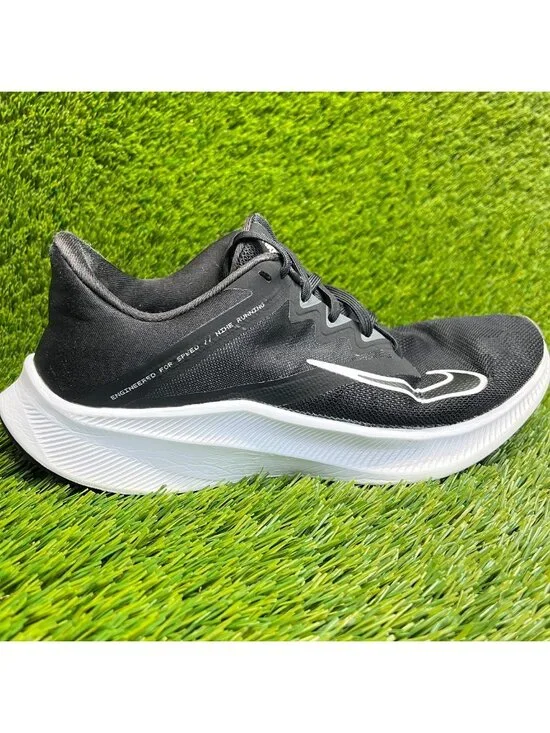 Nike Quest 3 Womens Size 9 Black White Athletic Running Walking Shoes Sneakers