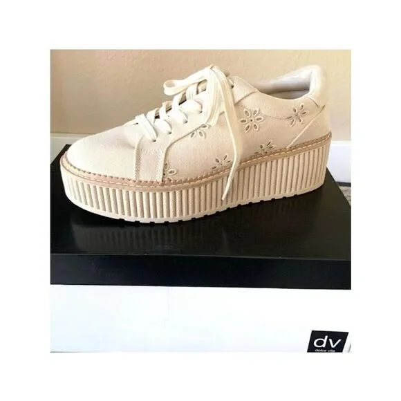 NWT DV Dolce Vita 9 Brin Canvas Eyelet Chunky Platform Lace Up Sneakers Shoes