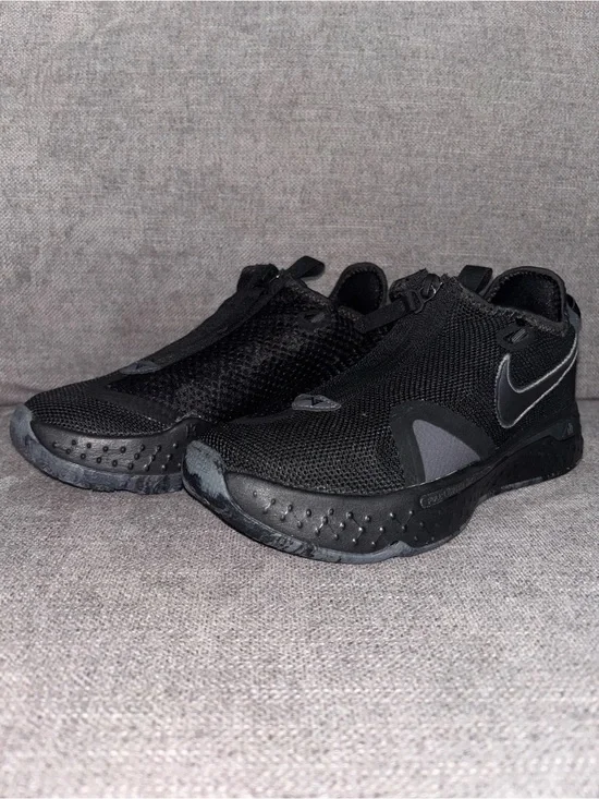 ✔️Nike PG 4 basketball shoes in a black and metallic dark grey colorway